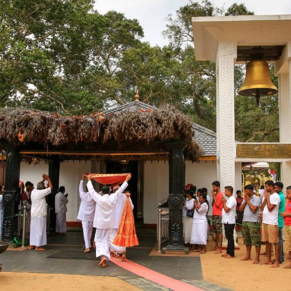 kataragama-devalaya2