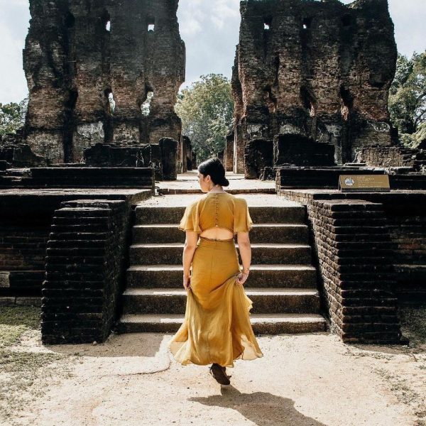 royal-palace-king-parakramabahu